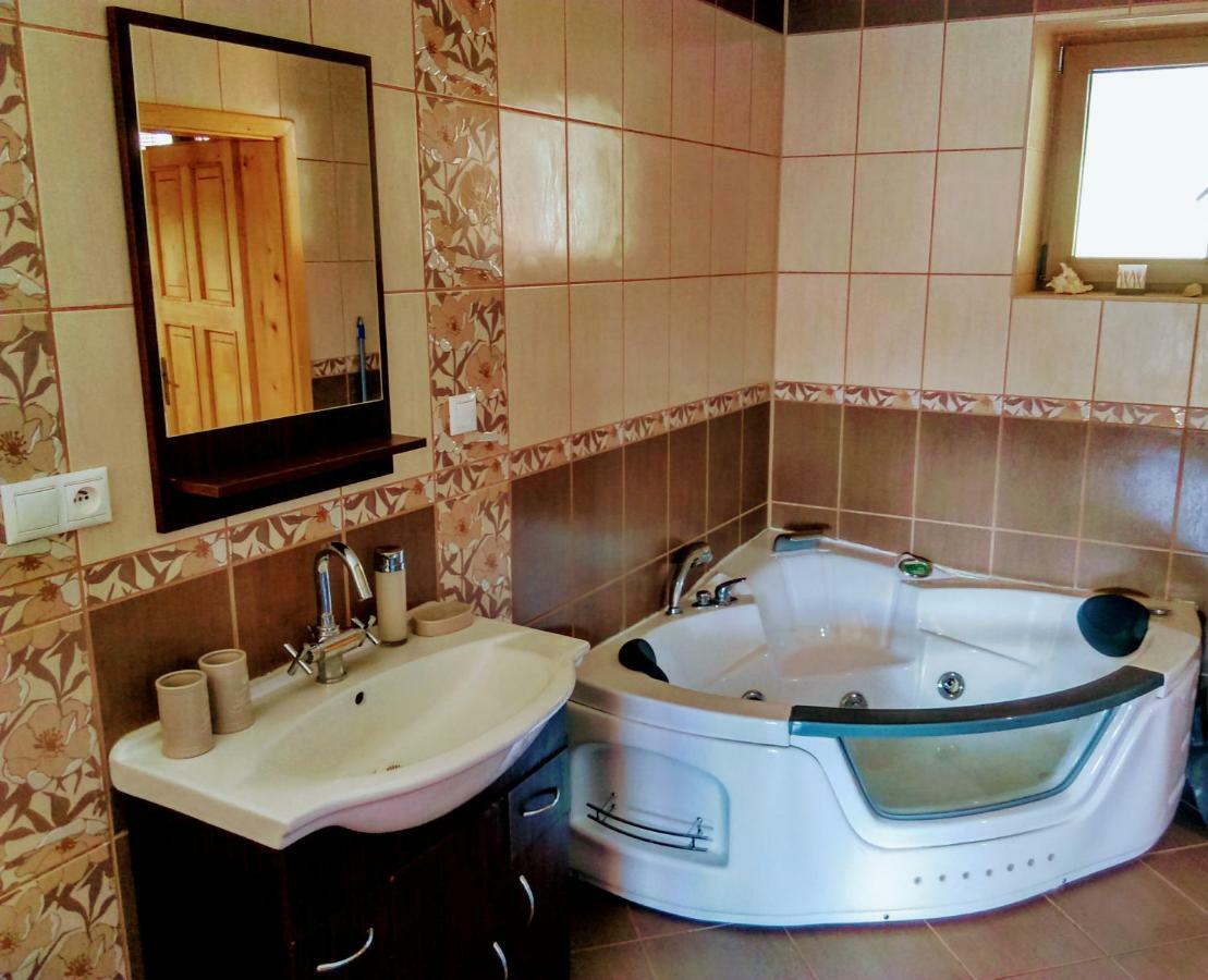 Apartman Pod Kalvariou - Rodinny Dom Банська Штявниця Екстер'єр фото