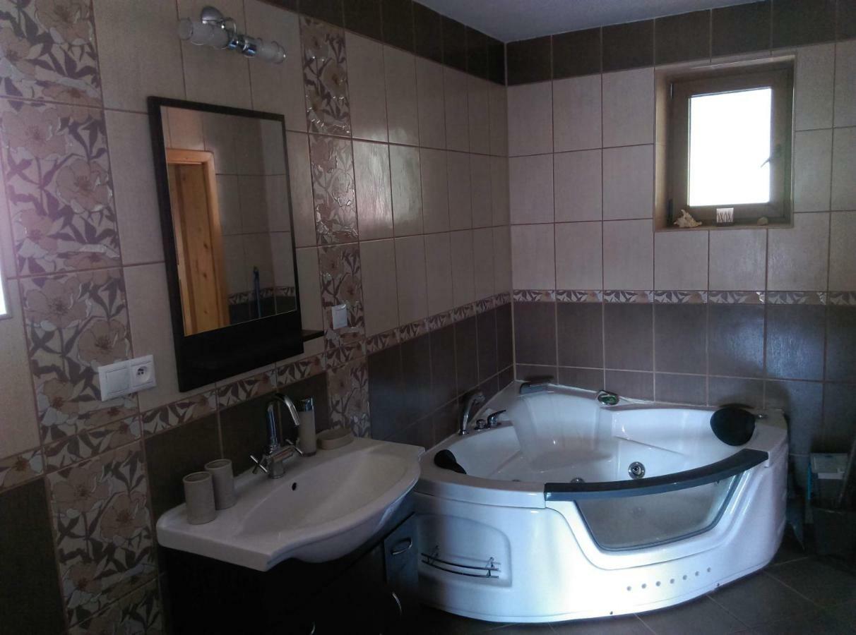 Apartman Pod Kalvariou - Rodinny Dom Банська Штявниця Екстер'єр фото