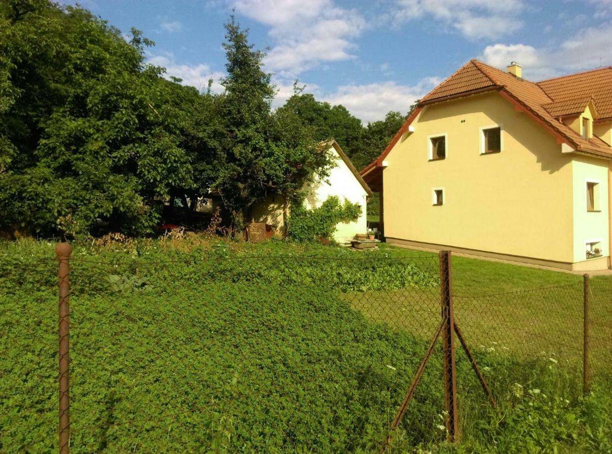 Apartman Pod Kalvariou - Rodinny Dom Банська Штявниця Екстер'єр фото